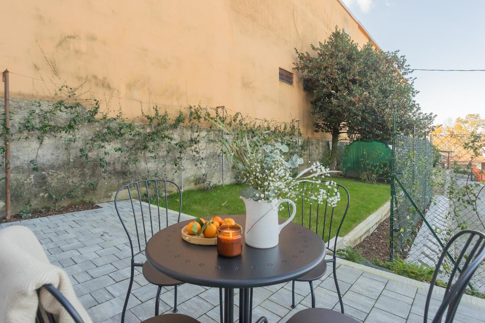 Apartment Isola Felice Grandate By Rent